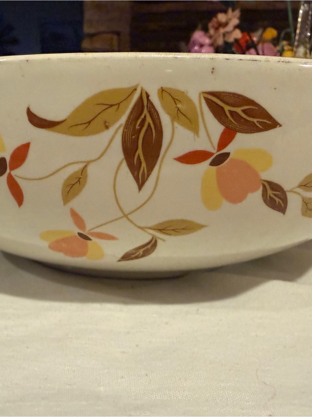 Hall’s Superior Quality Kitchenware Autumn Leaf Mixing Bowl 9” Mary Dunbar